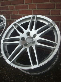 19 Originele Audi rs 4 Velgen TT Steek 5x112 - 0