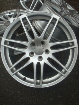 19 Originele Audi rs 4 Velgen TT Steek 5x112 - 4