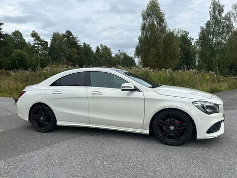 Mercedes-Benz CLA Coupé 180 - 2