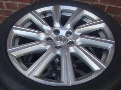 18 Originele Volvo 10-Spoke Silver Diamond Velgen + Banden 5x108 - 7