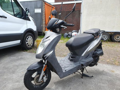 Kymco Agility 50 2009 Snorscooter - 0