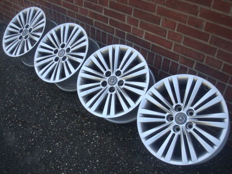 18 inch Origineel Opel Insignia Twin spoke velgenset 5x120 - 2