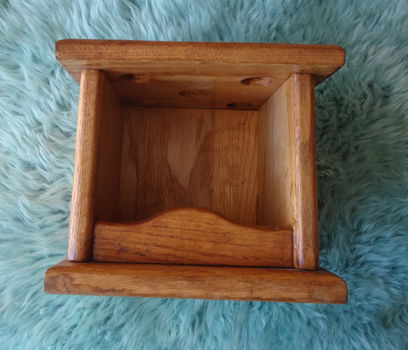 Te koop houten stoofje (afmetingen: 21,5 x 21,5 x 18,5 cm). - 5