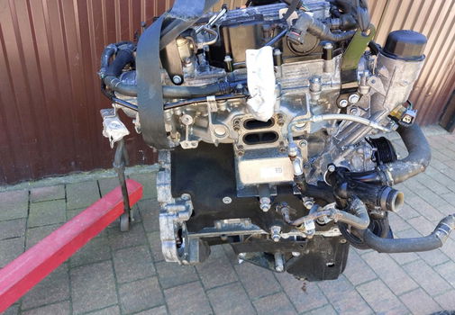 RANGE ROVER VELAR JAGUAR F PACE XF PT204 2.0 T MOTOR COMPLEET - 2