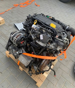 MOTOR 1.6 DCI BITURBO OPEL VIVARO RENAULT TRAFIC R9M450 R9M452 COMPLEET - 2