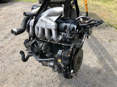 MOTOR VW T5 2.5TDI BPC MULTIVAN COMPLEET - 0