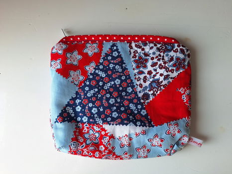 Toilettasje vierkant Rood wit blauw patchwork motief - 0