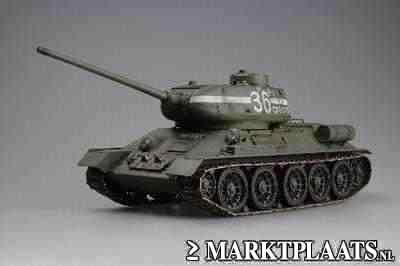 RC tank Russische T34/85 groen met infrarood schietfunctie - 0