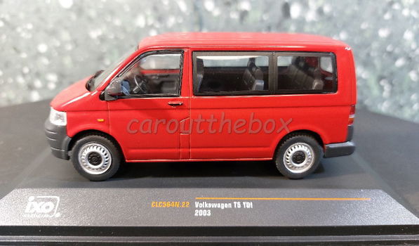 Volkswagen T5 TDI 2003 red 1:43 Ixo V1036 - 0