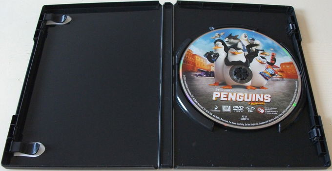 Dvd *** PENGUINS OF MADAGASCAR *** The Movie - 3