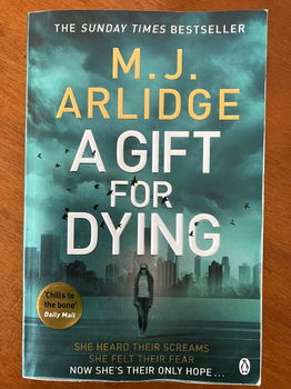 A gift for dying - M.J. Arlidge - 0