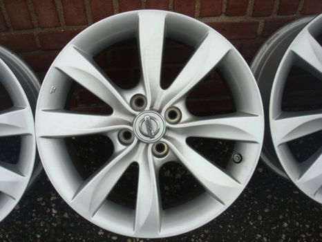 17'' Originele Nissan Velgen 4x100 - 4