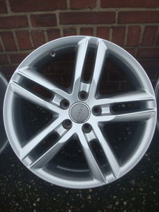 18 Inch Originele Audi A4 S4 8K B8 S-line Velgen 5x112