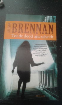 Tot de dood ons scheidt / Fatale kus - Allison Brennan - 0