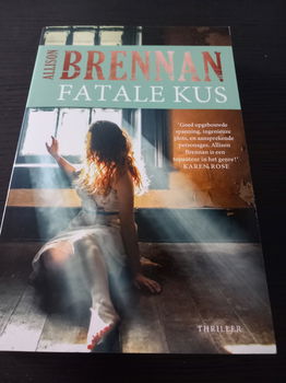 Tot de dood ons scheidt / Fatale kus - Allison Brennan - 2