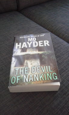 The Devil of Nanking (Tokyo) - Mo Hayder (Engels)