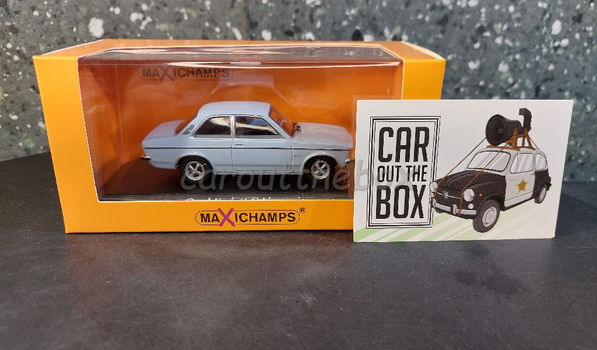 Opel Kadett C Limousine blauw 1:43 Maxichamps max034 - 4