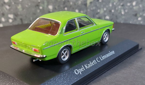 Opel Kadett C Limousine groen 1:43 Maxichamps max035 - 2