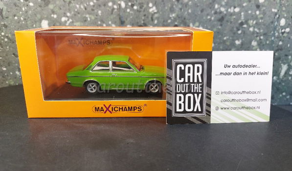 Opel Kadett C Limousine groen 1:43 Maxichamps max035 - 5