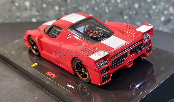 Ferrari FXX 2006 rood 1:43 Hotwheels Elite H401 - 2