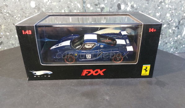 Ferrari FXX 2006 blauw / wit 1:43 Hotwheels Elite H402 - 3