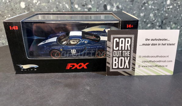 Ferrari FXX 2006 blauw / wit 1:43 Hotwheels Elite H402 - 5