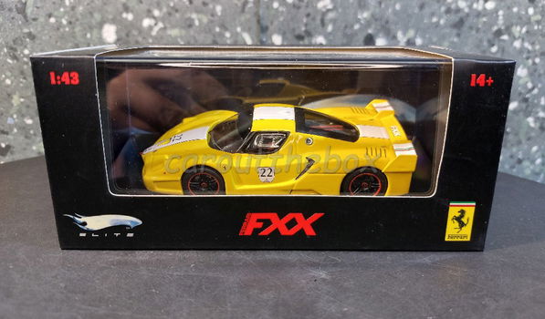 Ferrari FXX 2006 geel / wit 1:43 Hot wheels Elite H406 - 3