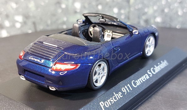 Porsche 911 Carrera S cabriolet blauw 1:43 Maxichamps max046 - 2