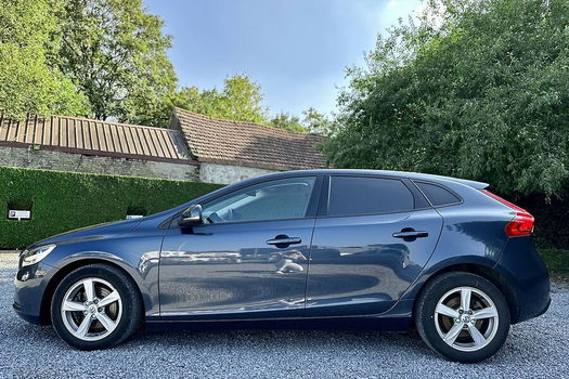 Volvo V40 2.0 T2 Sport Edition - 10 2018 - 1