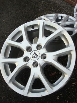 17''inch Originele Jeep Velgen Steek 5x110 - 6