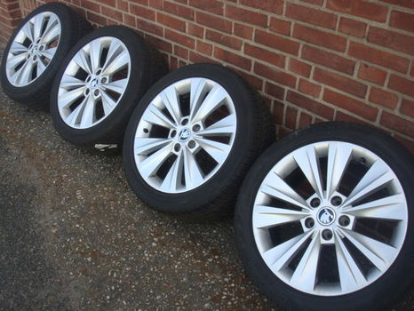 17’’Inch Originele Skoda Kodiaq Karoq Velgen en Banden - 1