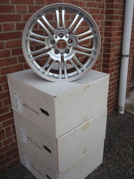 19'' inch BMW M3 Velgen Steek 5x120 - 5