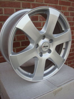 18'' inch Autec 5x120 8.0 J ET55 Naaf 65,1 - 1