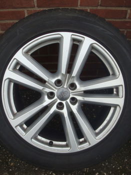 20 Inch Originele Audi Q5 TDI S-Line Velgen + Banden Steek 5x112 - 0