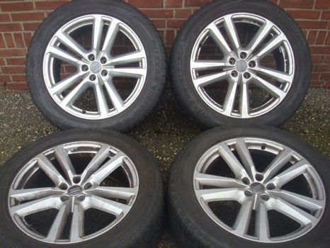 20 Inch Originele Audi Q5 TDI S-Line Velgen + Banden Steek 5x112 - 6