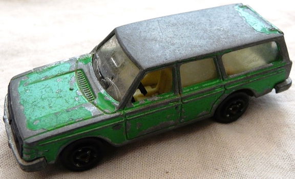 Modelauto, Majorette, Schaal 1:60, No.220 - Volvo 245 DL - Green, 1982.(Nr.1) - 0