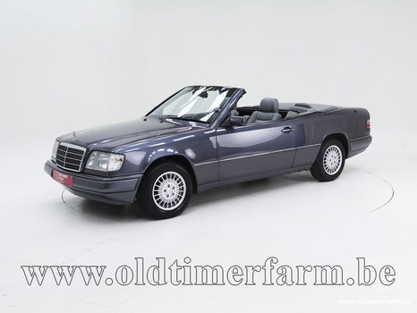 Mercedes-Benz E 220 Cabriolet '95 CH7838 - 0