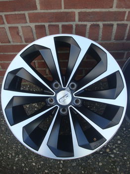 18’’inch CMS C21 Mat Black With Polished Face Kia E nero Ceed Pro ceed Sportage Soul - 0