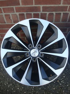 18’’inch CMS C21 Mat Black With Polished Face Kia E nero Ceed Pro ceed Sportage Soul