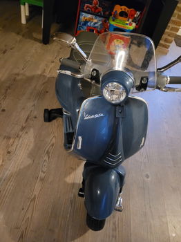 Kinderscooter vespa - 0