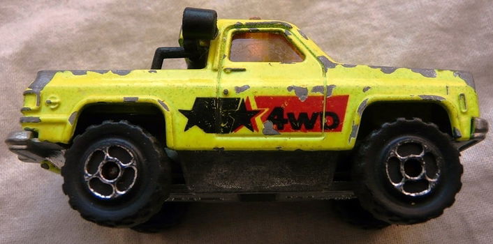 Modelauto, Majorette, Schaal 1:62, No.291 - Chevrolet Blazer 4x4 - fluo yellow, 1990-1991.(Nr.1) - 6