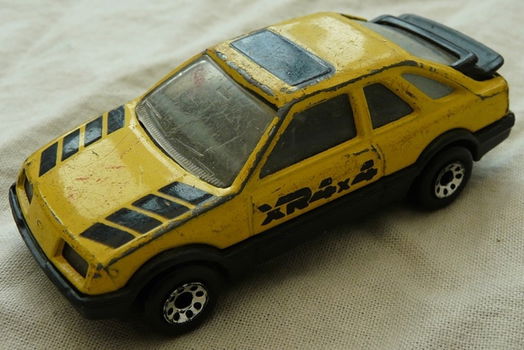 Modelauto, Matchbox, Schaal 1:58, No.15/55 - Ford Sierra XR4i - Yellow, 1987-1988.(Nr.1) - 0