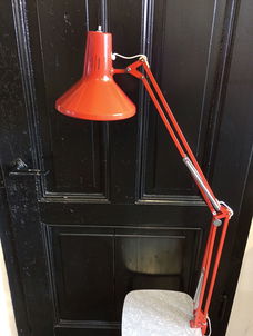 Retro oranje bureaulamp