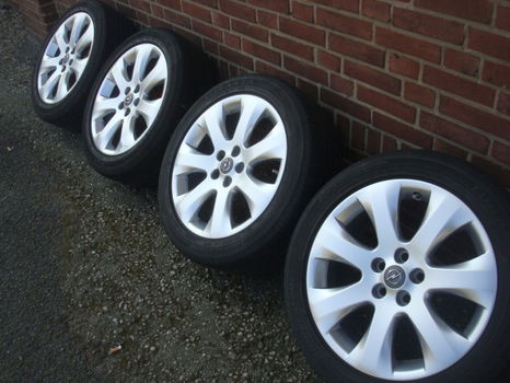 17 Inch Originele OPEL OPC Velgen en Banden Steek5x105 - 1