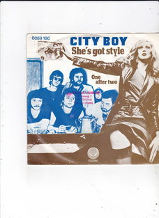 Single City Boy - She's got style