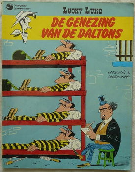 Strip Boek, Lucky Luke, De Genezing Van De Daltons, Nummer 13, Dargaud, 1980. - 0