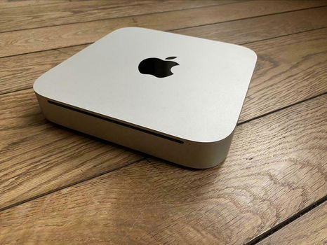 Mac Mini 4.1 CO7CTNUWDD6H en Iomega Externe Harde Schijf en Airport Extreme Enz. - 0