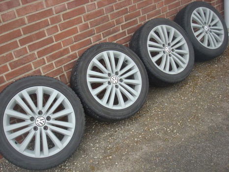 17’’Inch Originele VW R32 Velgen en Banden Hankook 5x112 - 0