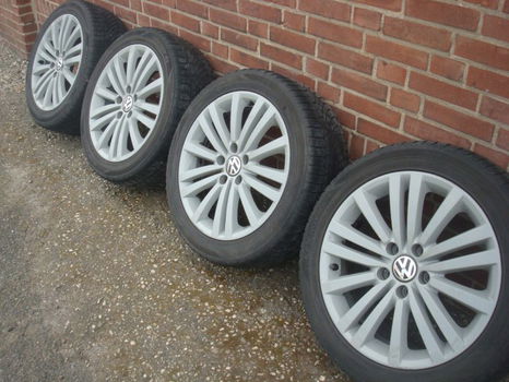 17’’Inch Originele VW R32 Velgen en Banden Hankook 5x112 - 1