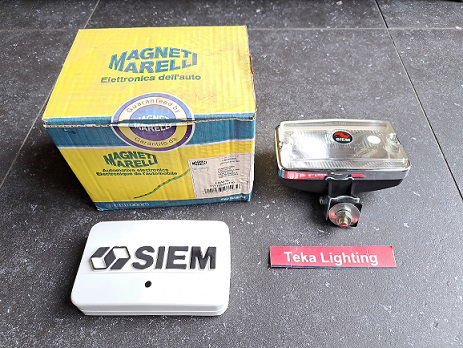 Peugeot 205 GTI Mistlamp Mistlicht Magneti Marelli LAA010 711109241110 - 0